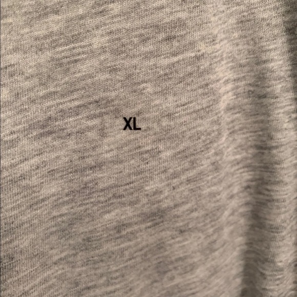 t-shirt - Picture 3 of 3